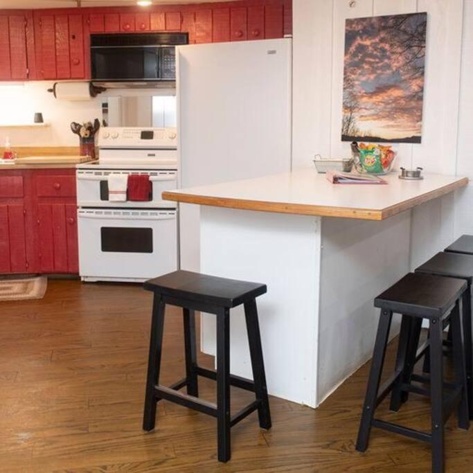 2 Bedroom Apartment Overlooks Wcu And Cullowhee Nc - Smoke And Pet Free Силва Екстериор снимка