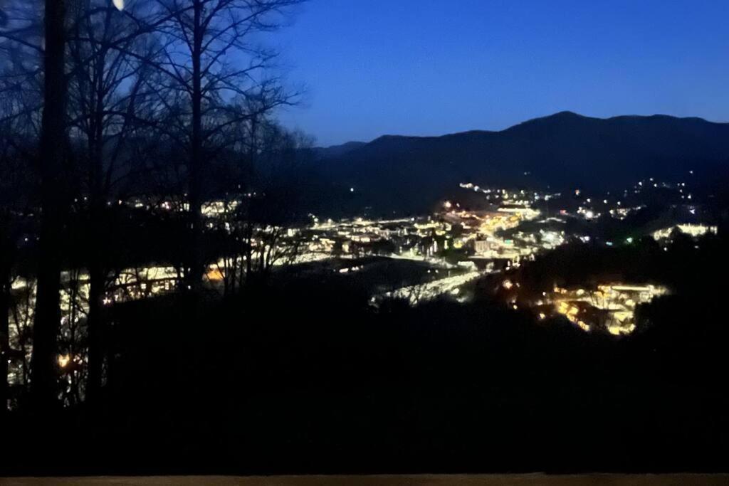 2 Bedroom Apartment Overlooks Wcu And Cullowhee Nc - Smoke And Pet Free Силва Екстериор снимка
