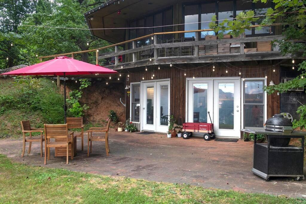 2 Bedroom Apartment Overlooks Wcu And Cullowhee Nc - Smoke And Pet Free Силва Екстериор снимка
